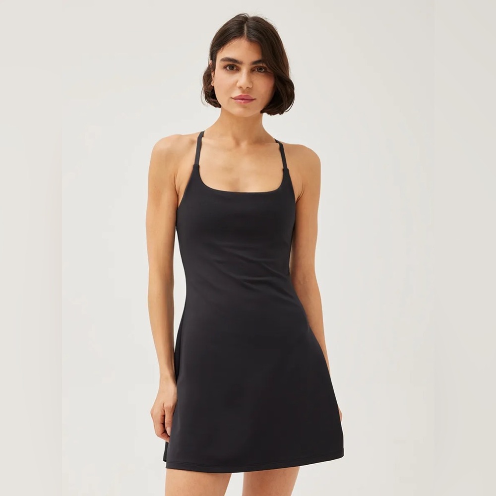 TechSweat™ Move Free Dress Outdoor Voices